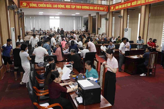 155 hộ dân Nam Sách, Hải Phòng nhận tiền bồi thường thực hiện dự án phía Đông