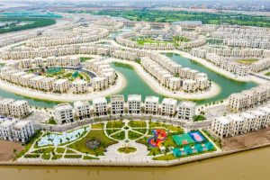 Khu Hoàng Gia sở hữu những căn biệt thự sang trọng với thiết kế “phố trước, sông sau”
